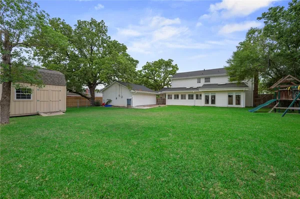 $385,000 | 3807 Oak Ridge Drive, Bryan, TX 77802