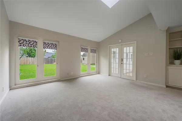 $385,000 | 3807 Oak Ridge Drive, Bryan, TX 77802