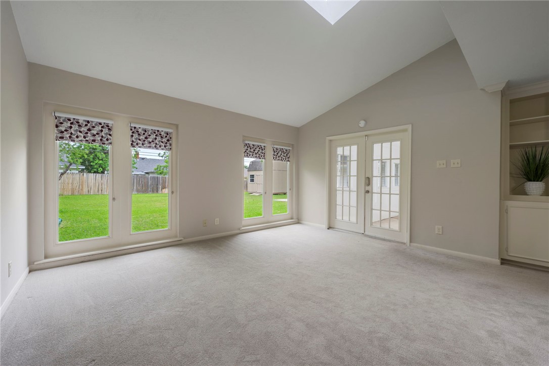3807 Oak Ridge Drive Bryan, TX 77802 - Photo 5 of 24