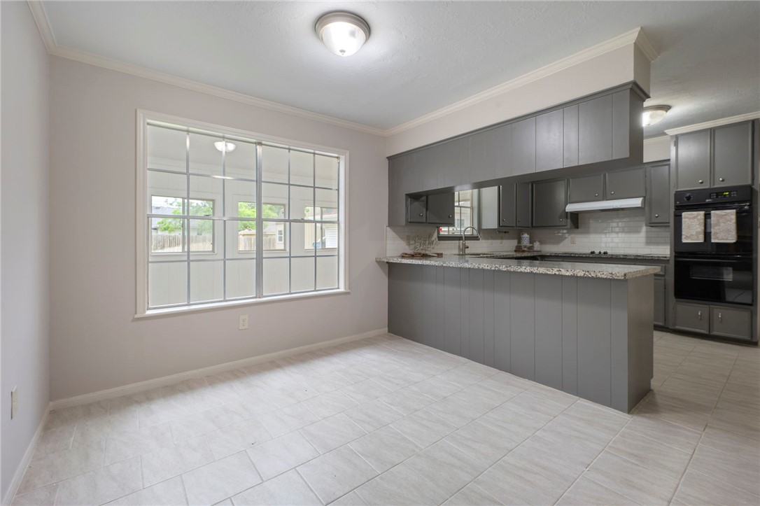 3807 Oak Ridge Drive Bryan, TX 77802 - Photo 8 of 24