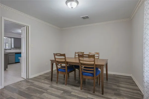 $385,000 | 3807 Oak Ridge Drive, Bryan, TX 77802