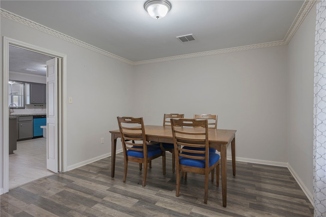 3807 Oak Ridge Drive Bryan, TX 77802 - Photo 9 of 24