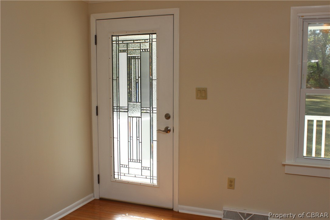 508 Oyster Point Drive Reedville, VA 22539 - Photo 12 of 49