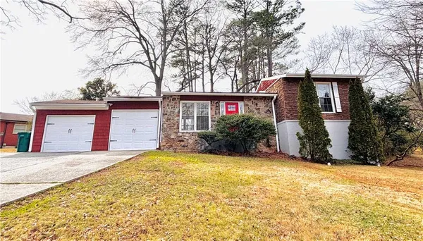 $2,975 | 2918 Highland Drive Southeast, Smyrna, GA 30080