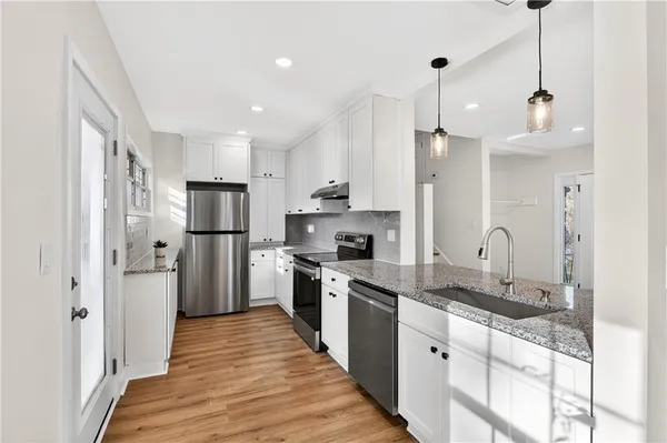 $2,975 | 2918 Highland Drive Southeast, Smyrna, GA 30080