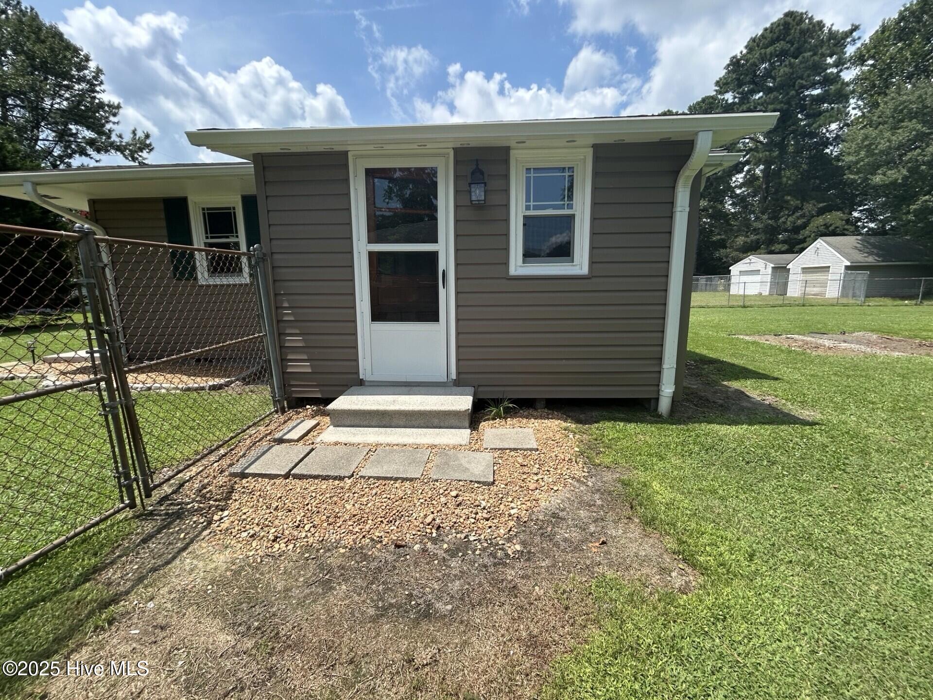 128 Ranch Drive Elizabeth City, NC 27909 - Photo 14 of 16 11