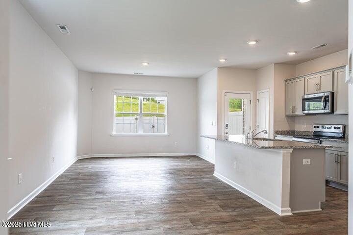 1210 Gracie Lane Carthage, NC 28327 - Photo 3 of 20 20241009162032331789000000-o