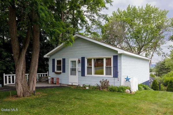 $215,000 | 2407 Lenox Road, Schenectady, NY 12308