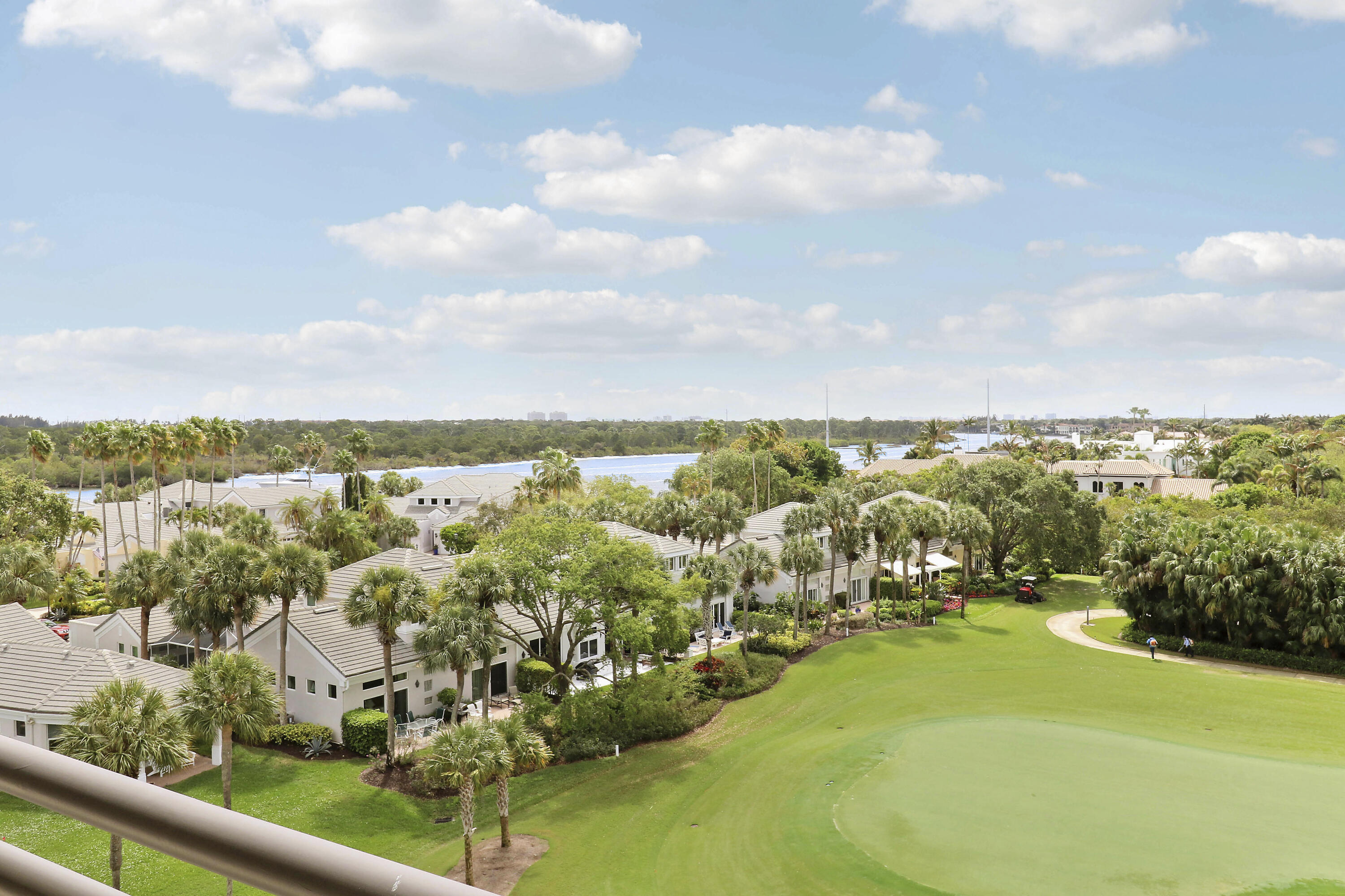 3322 Casseekey Island Road, Unit 604 Jupiter, FL 33477 - Photo 36 of 55 View