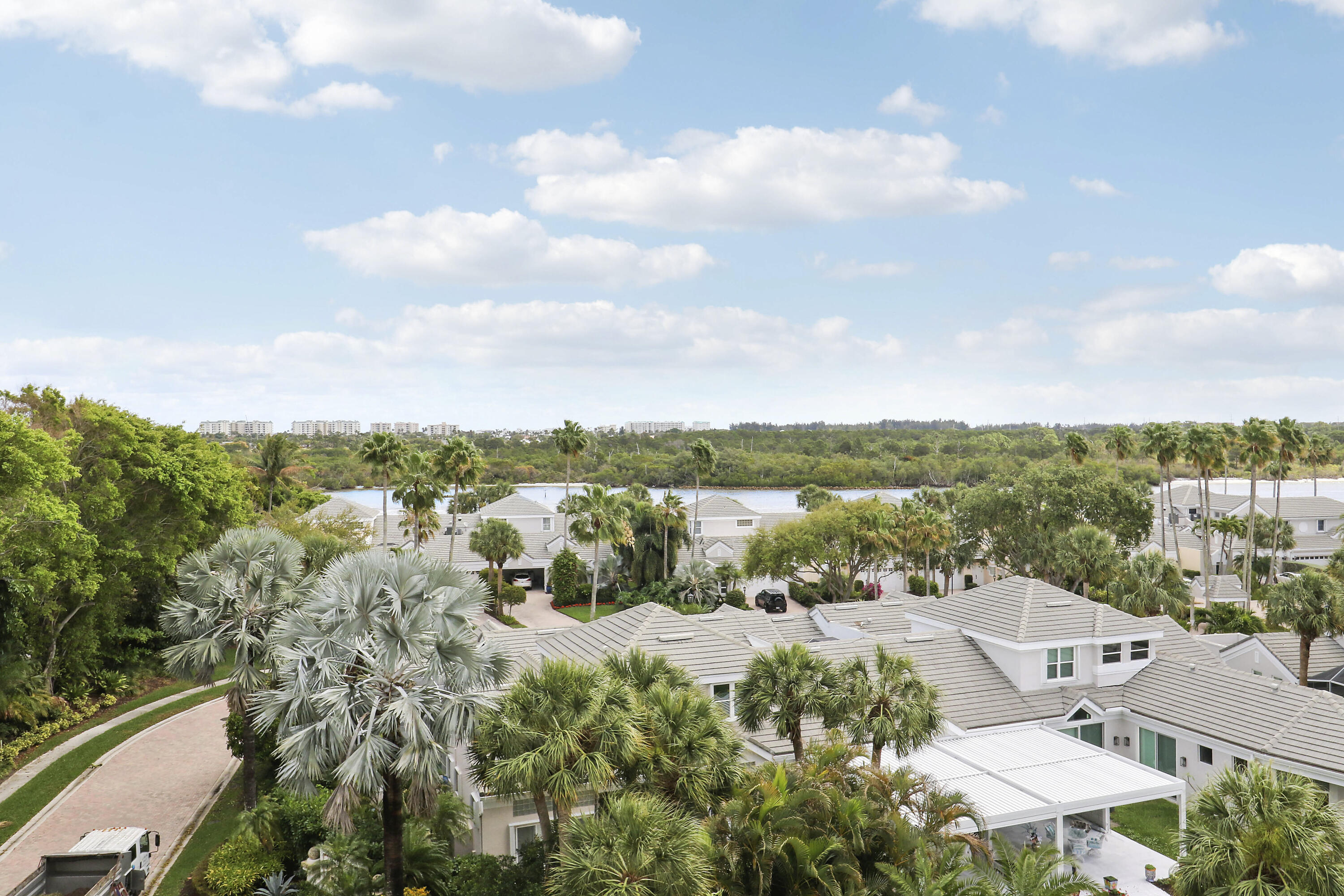 3322 Casseekey Island Road, Unit 604 Jupiter, FL 33477 - Photo 39 of 55 View V