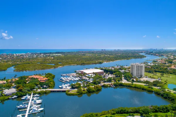 $819,000 | 3322 Casseekey Island Road, Unit 604, Jupiter, FL 33477