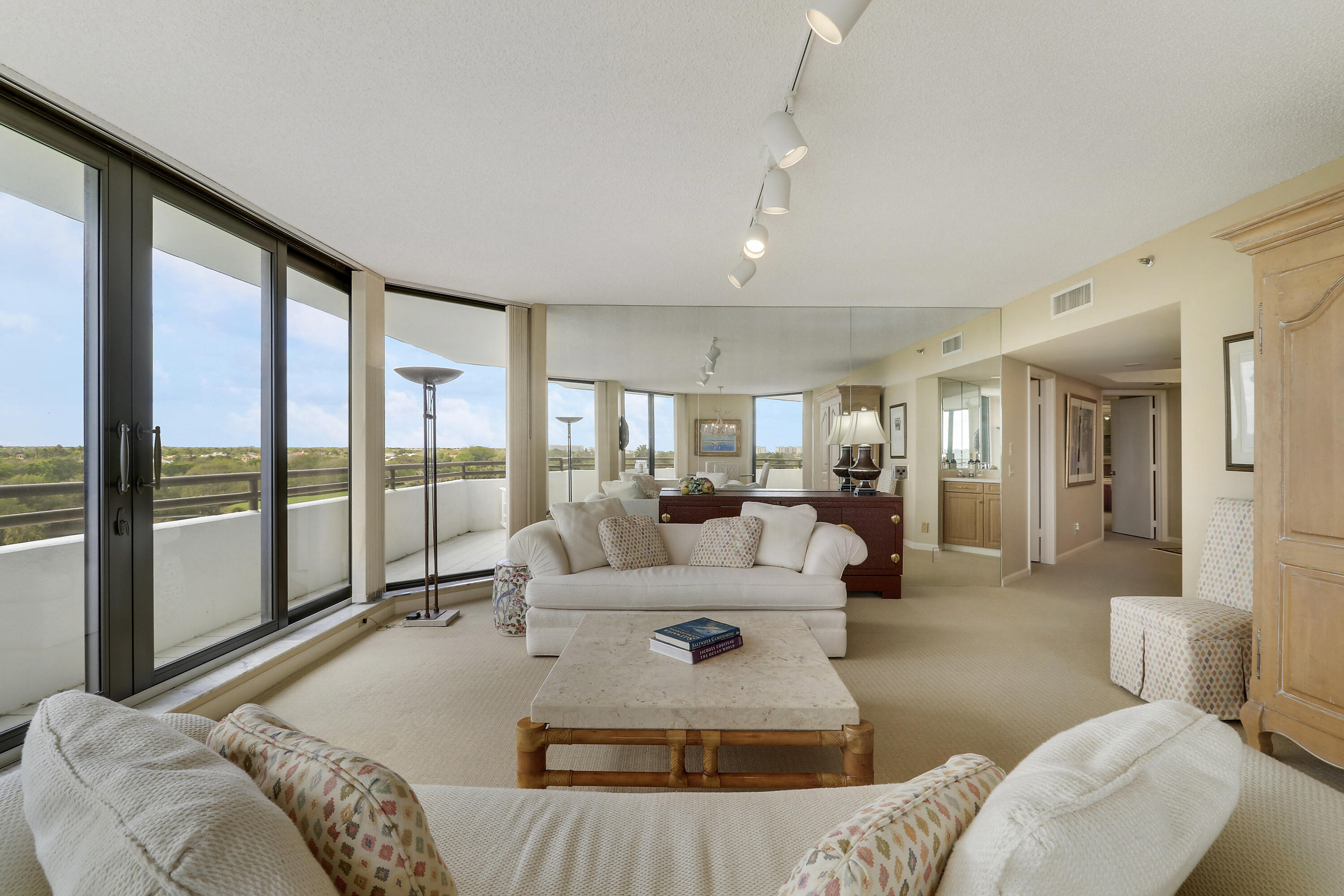 3322 Casseekey Island Road, Unit 604 Jupiter, FL 33477 - Photo 7 of 55 Great Room v