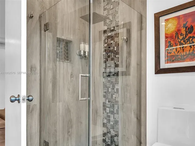 $1,085,000 | 20350 Highland Lakes Boulevard, Miami, FL 33179