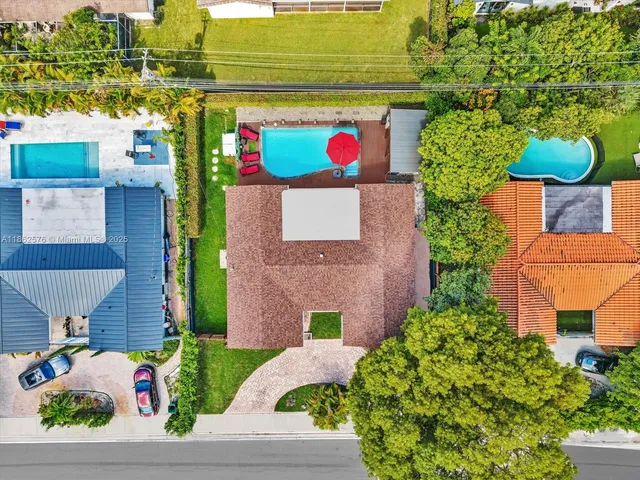 $1,085,000 | 20350 Highland Lakes Boulevard, Miami, FL 33179