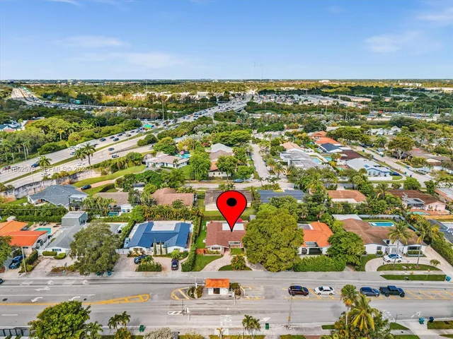 $1,085,000 | 20350 Highland Lakes Boulevard, Miami, FL 33179