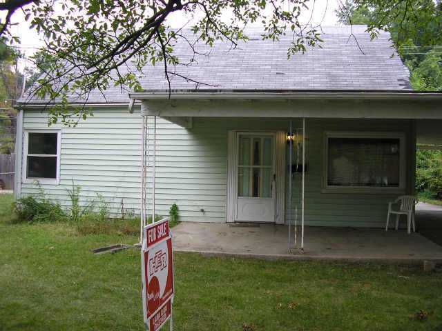853 Exeter Road Columbus, OH 43213 - Photo 1 of 1