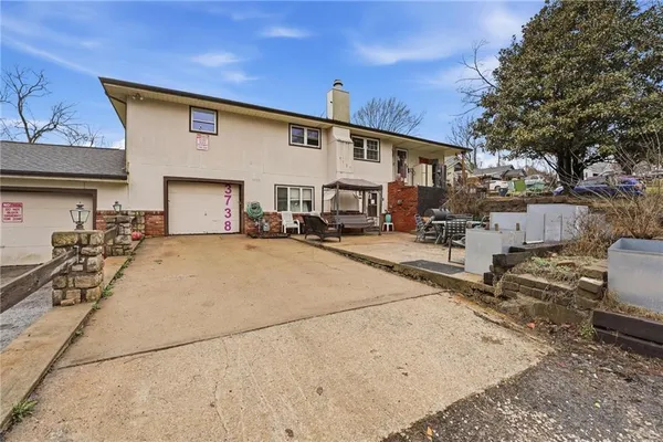$220,000 | 3738 Ditzler Avenue, Kansas City, MO 64133