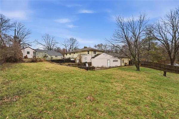 $220,000 | 3738 Ditzler Avenue, Kansas City, MO 64133
