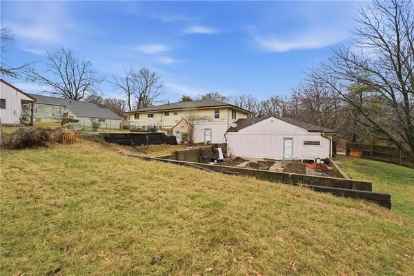 $220,000 | 3738 Ditzler Avenue, Kansas City, MO 64133