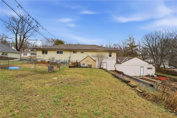 $220,000 | 3738 Ditzler Avenue, Kansas City, MO 64133