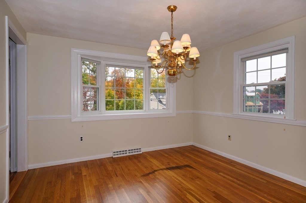 55 Macon Road Burlington, MA 01803 - Photo 9 of 26 Gallery Image 9