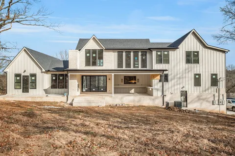 $2,599,900 | 6807 Pennywell Drive, Nashville, TN 37209