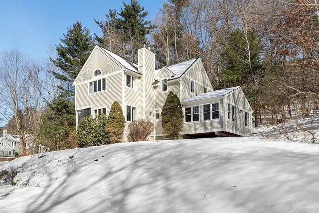 $634,900 | 245 Granite Street, Leominster, MA 01453