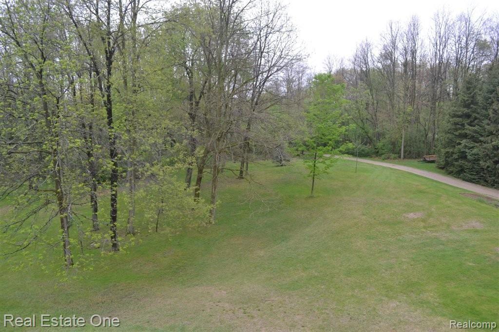 3550 Gregory Road Lake Orion, MI 48359 - Photo 22 of 24 DSC_6304.JPG