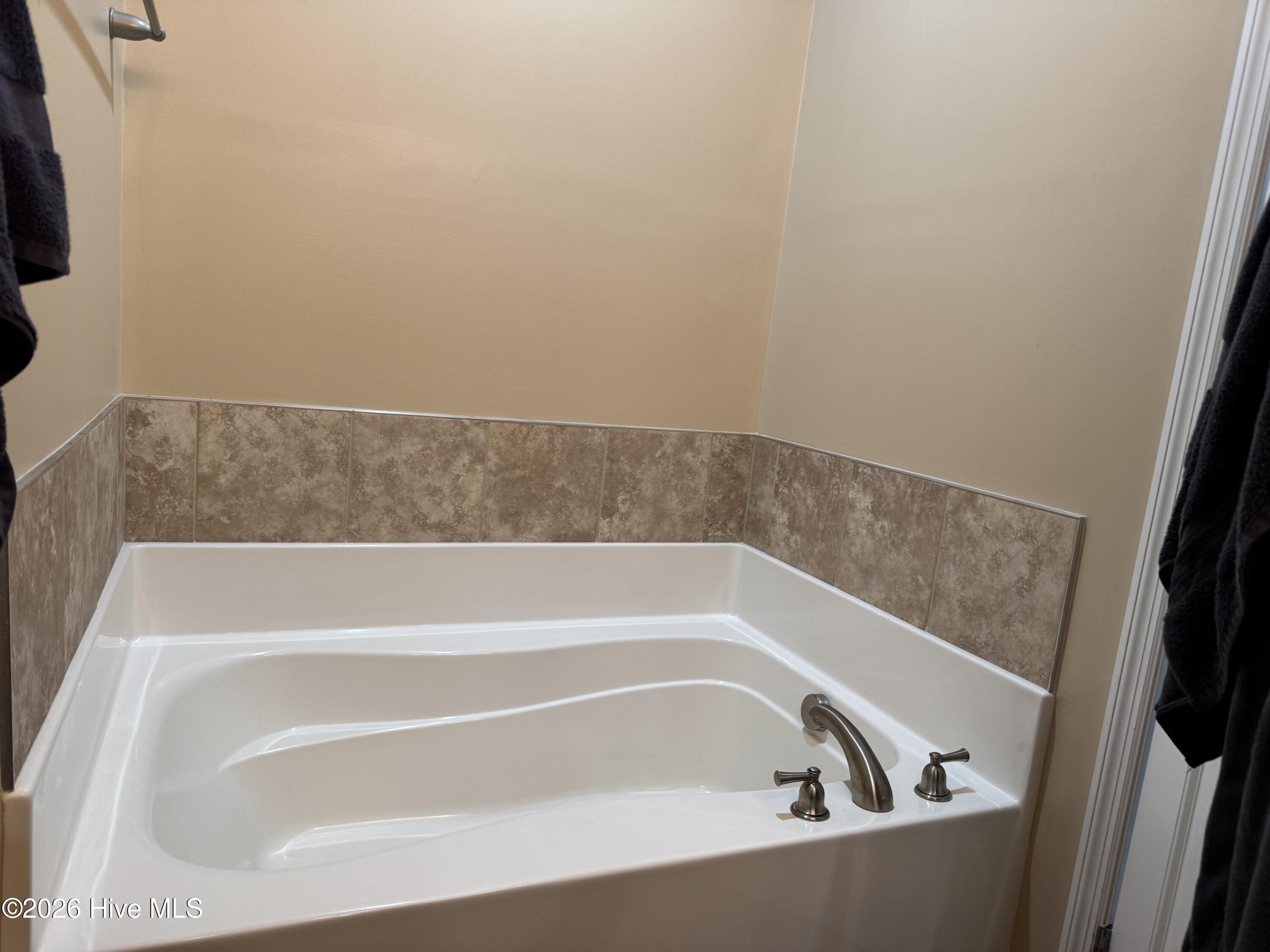 208 Trophy Ridge Drive Richlands, NC 28574 - Photo 14 of 18 IMG_3046