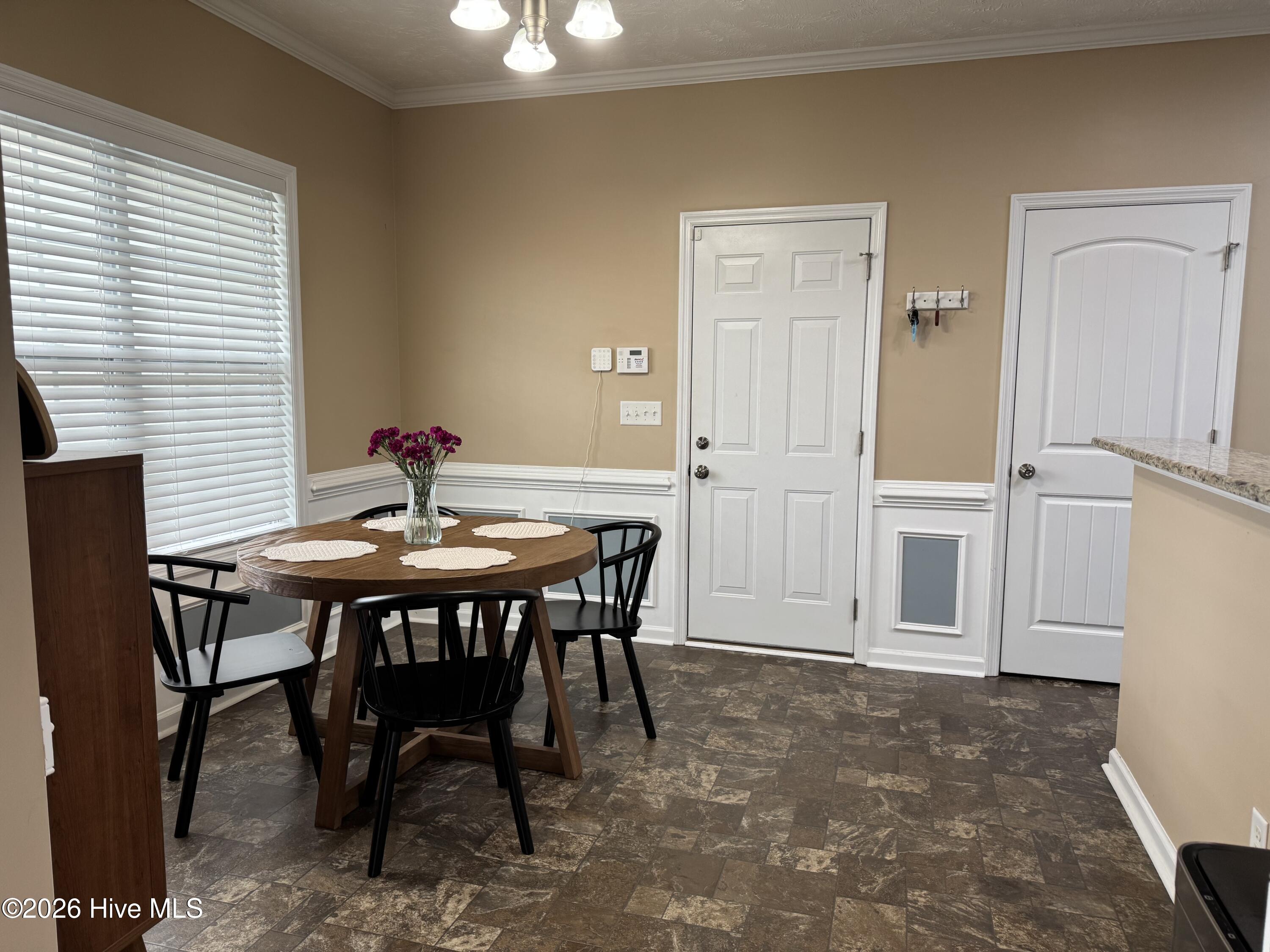 208 Trophy Ridge Drive Richlands, NC 28574 - Photo 4 of 18 IMG_3036