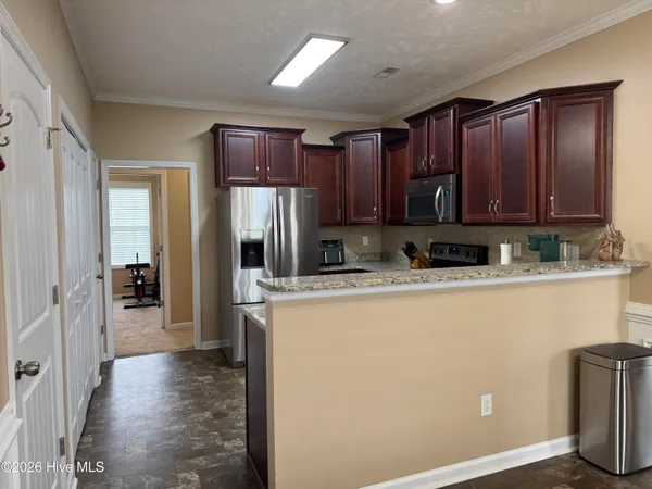 $1,905 | 208 Trophy Ridge Drive, Richlands, NC 28574