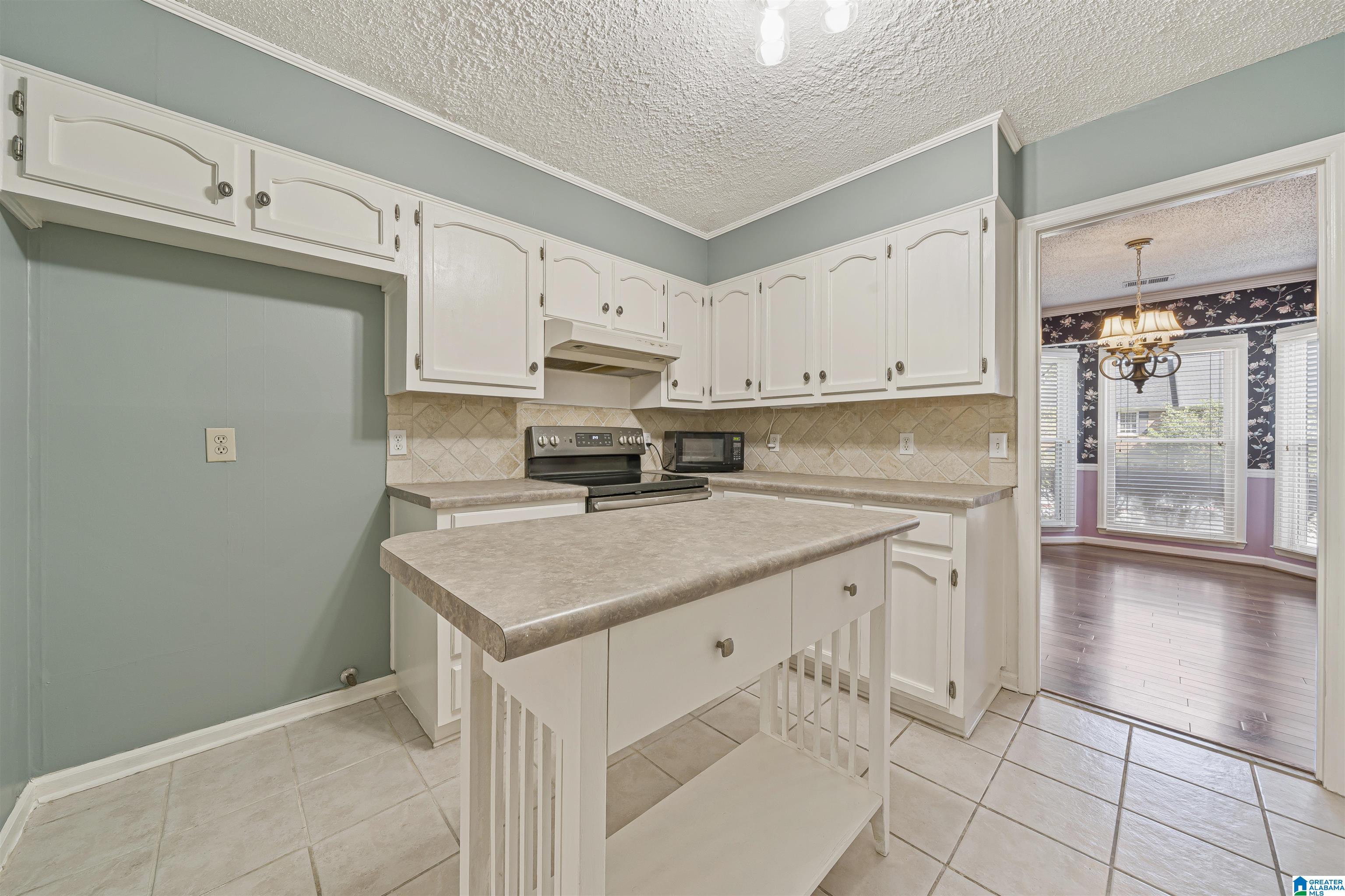 502 Old Rocky Ridge Lane Birmingham, AL 35216 - Photo 11 of 37