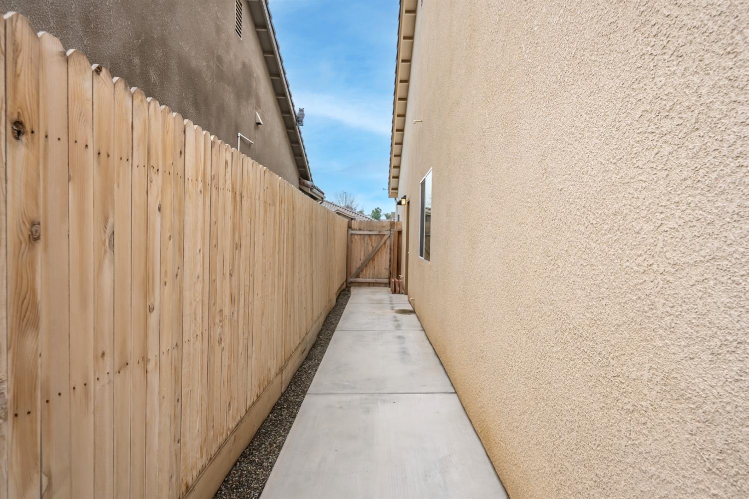 742 Strada Street Lemoore, CA 93245 - Photo 30 of 40 a view of a balcony