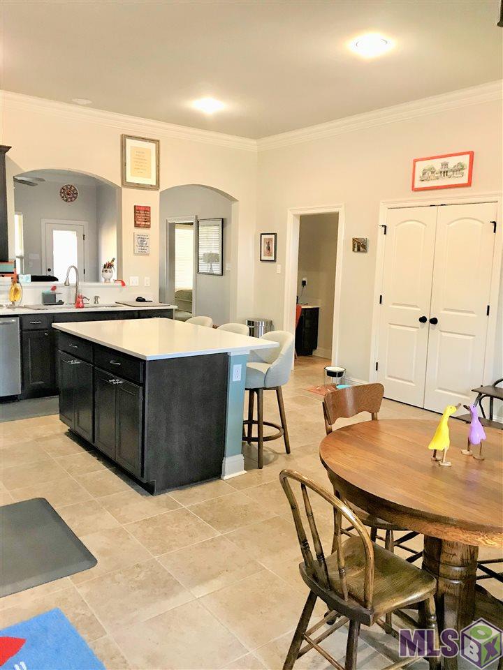 17830 Beech Ridge Avenue Baton Rouge, LA 70817 - Photo 8 of 34 Gallery Image 8