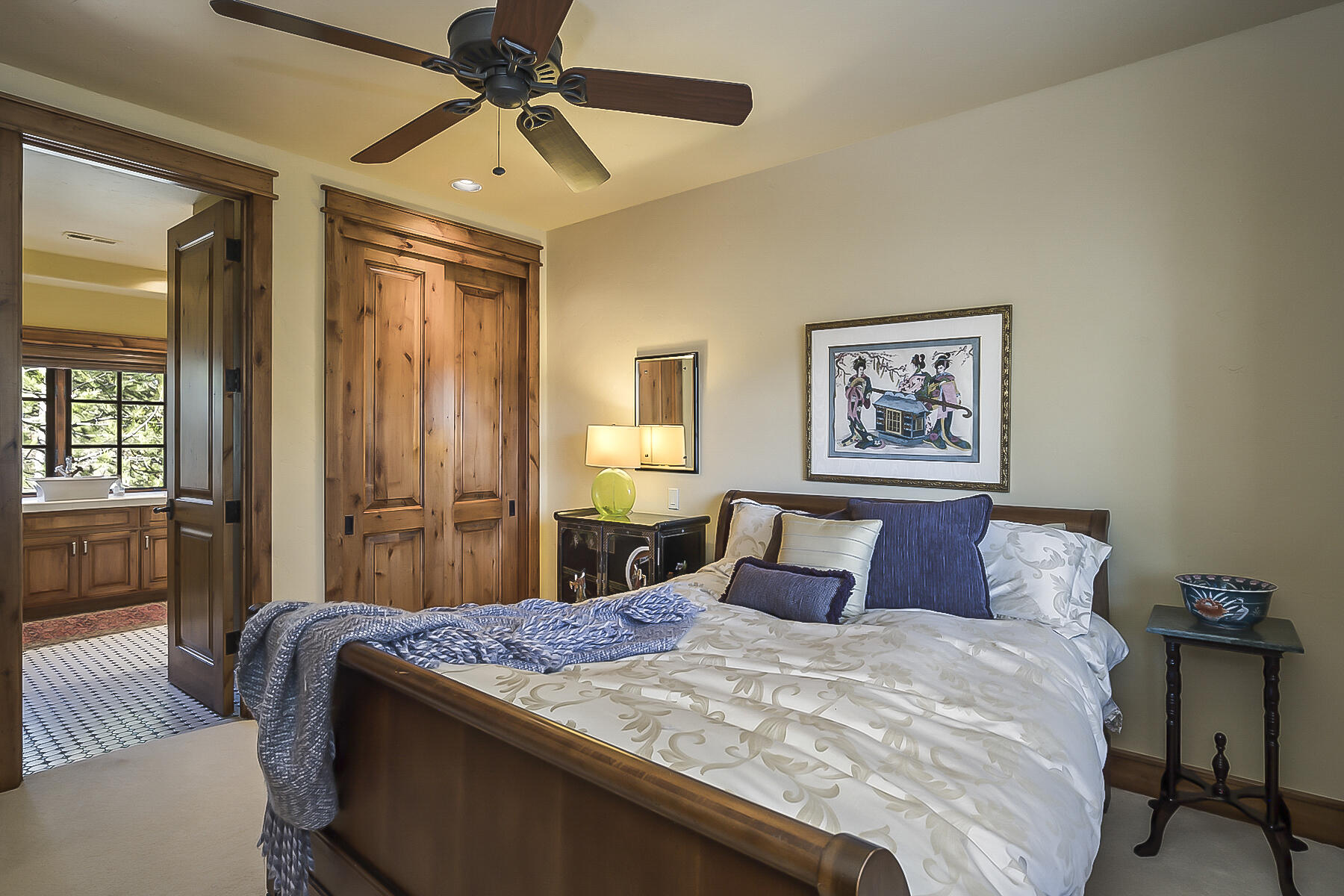 19436 Green Lakes Loop Bend, OR 97702 - Photo 41 of 53 Bedroom with En Suite