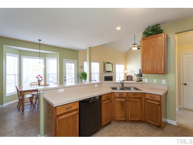 8900 Waynick Drive Raleigh, NC 27617 - Photo 8 of 25 Gallery Image 8