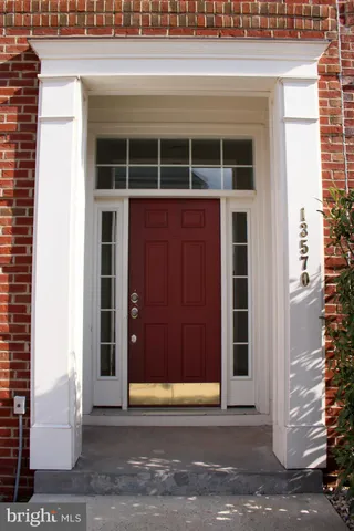 $3,200 | 13570 Village Green Drive, Leesburg, VA 20176