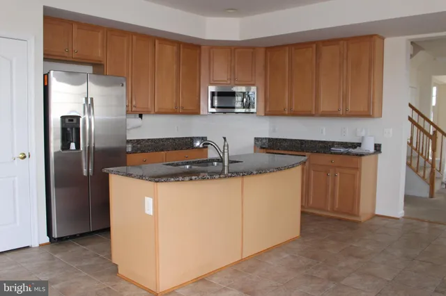 $3,200 | 13570 Village Green Drive, Leesburg, VA 20176