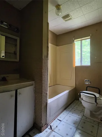 $72,760 | 1505 Dale Street, Van Buren, MO 63965