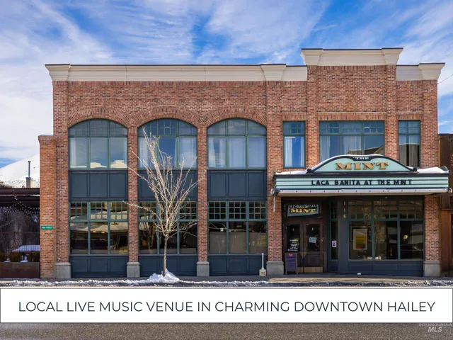 $869,900 | 317 North River Street, Unit 4 4, Hailey, ID 83333