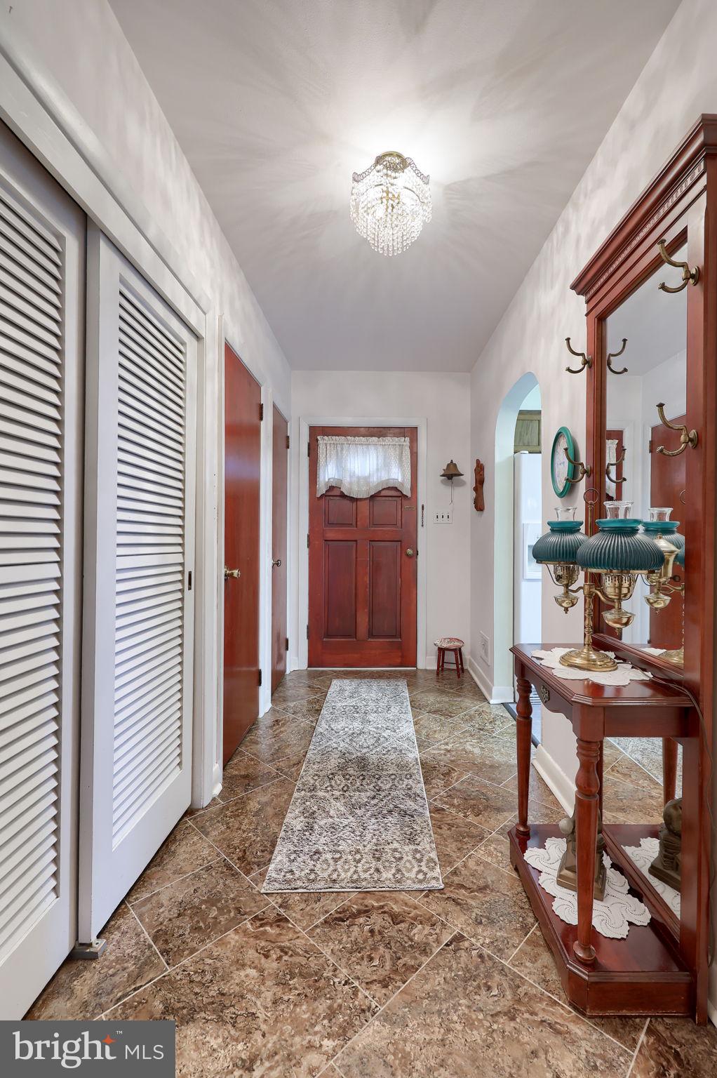 3020 Tunnel Hill Road Lebanon, PA 17046 - Photo 5 of 60