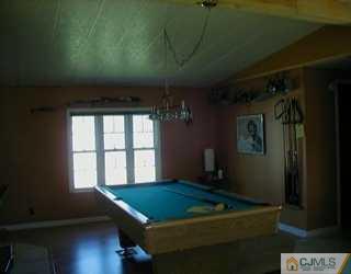 21 Steinbeck Road North Brunswick, NJ 08902 - Photo 4 of 8