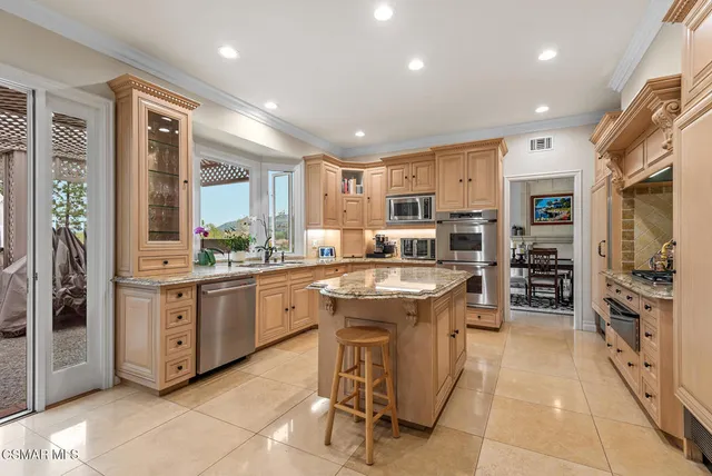 $2,895,000 | 32377 Lake Pleasant Drive, Westlake Village, CA 91361