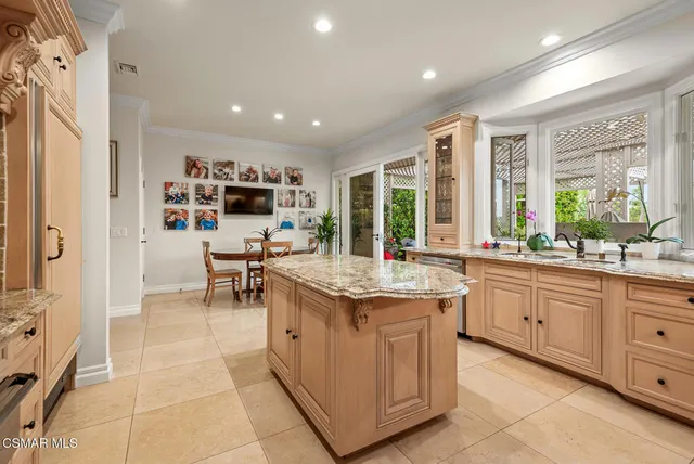 $2,895,000 | 32377 Lake Pleasant Drive, Westlake Village, CA 91361