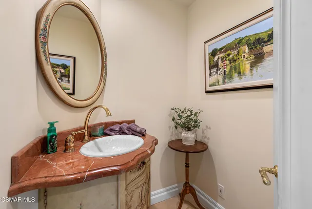 $2,895,000 | 32377 Lake Pleasant Drive, Westlake Village, CA 91361