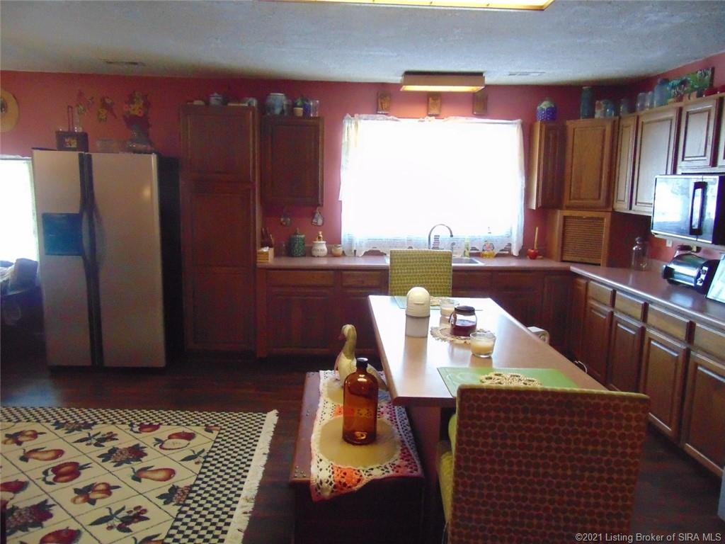 5881 East Pleasant Ridge Road Madison, IN 47250 - Photo 8 of 17