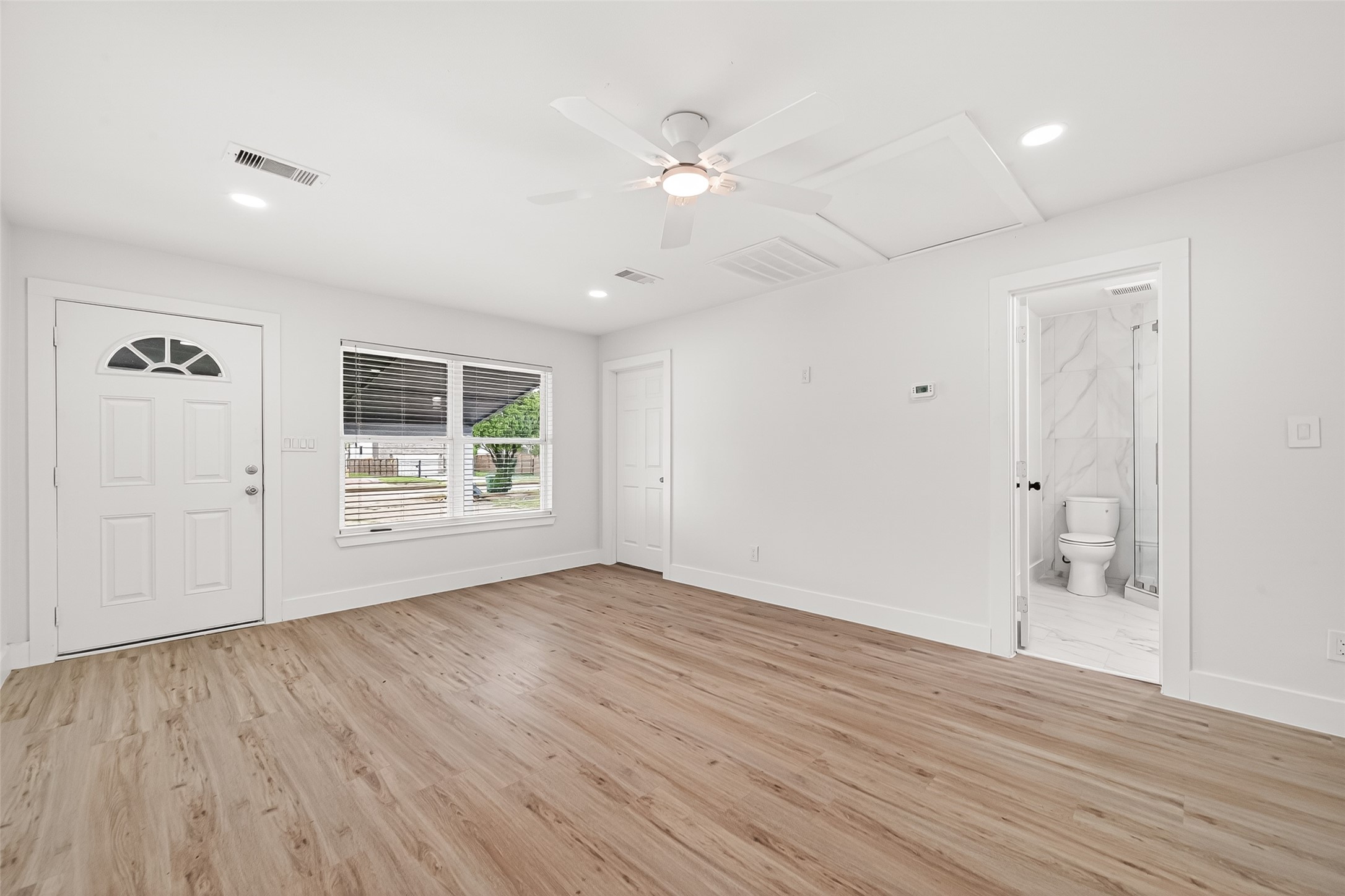 6615 West Montgomery Road Houston, TX 77091 - Photo 5 of 25