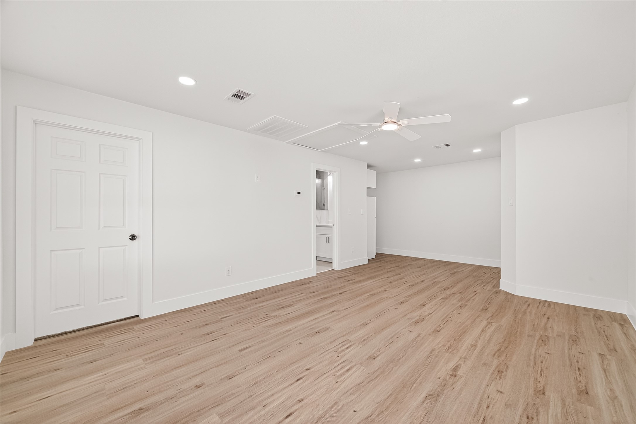 6615 West Montgomery Road Houston, TX 77091 - Photo 6 of 25