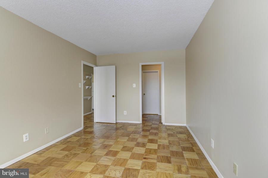 5225 Pooks Hill Road, Unit 717S Bethesda, MD 20814 - Photo 8 of 17 Bedroom (Master)