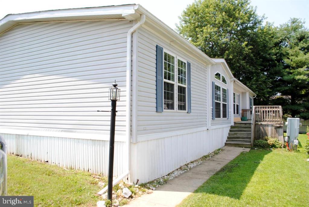 102 Springfield Court Lancaster, PA 17603 - Photo 2 of 53 Gallery Image 2
